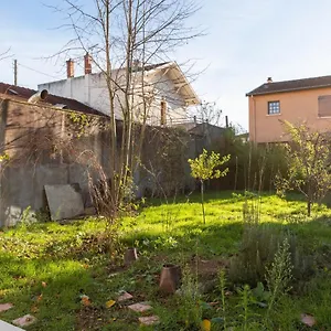 Dify Stoppa - Lyon Parilly Appartement